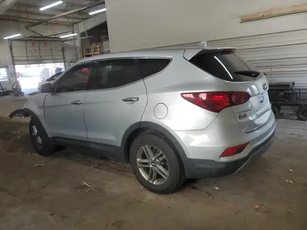 5XYZTDLB3HG496856 2017 HYUNDAI SANTA FE - Image 2