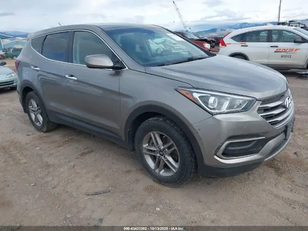 5XYZTDLB3JG513290 2018 HYUNDAI SANTA FE - Image 1