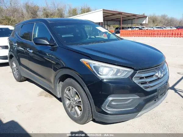 5XYZTDLB3JG557564 2018 HYUNDAI SANTA FE - Image 1