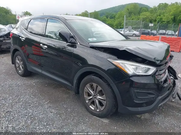 5XYZTDLB4GG307033 2016 HYUNDAI SANTA FE - Image 1