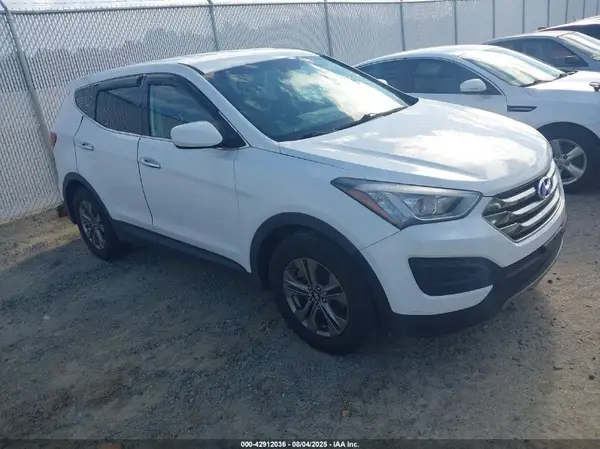 5XYZTDLB4GG339125 2016 HYUNDAI SANTA FE - Image 1