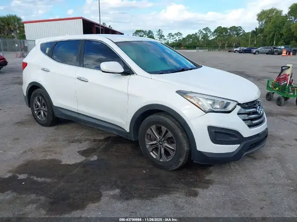 5XYZTDLB4GG357978 2016 HYUNDAI SANTA FE - Image 1