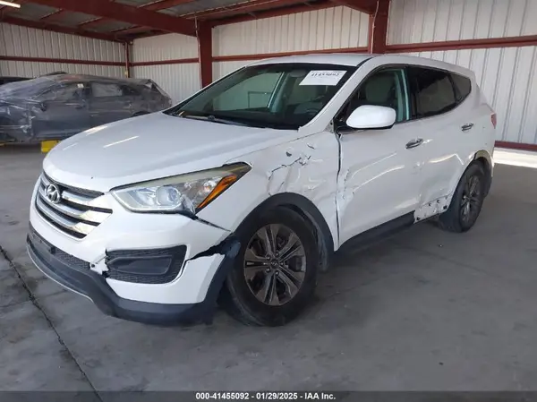 5XYZTDLB4GG361304 2016 HYUNDAI SANTA FE - Image 2