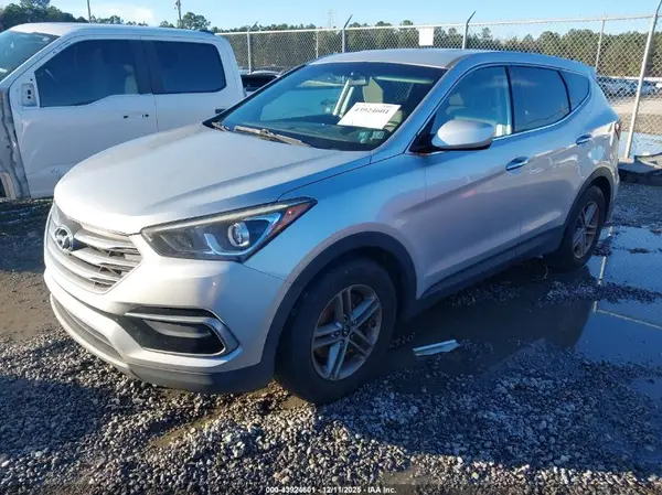 5XYZTDLB4HG391663 2017 HYUNDAI SANTA FE - Image 2