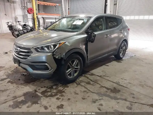 5XYZTDLB4HG437900 2017 HYUNDAI SANTA FE - Image 2