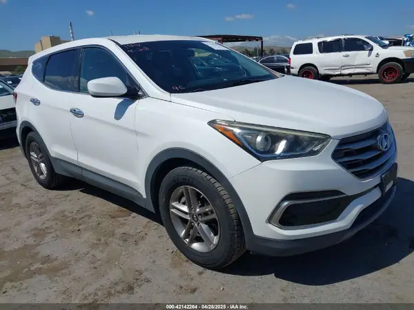 5XYZTDLB4HG439968 2017 HYUNDAI SANTA FE - Image 1