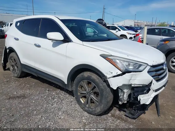 5XYZTDLB5GG363823 2016 HYUNDAI SANTA FE - Image 1