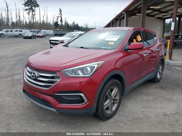 5XYZTDLB5HG439414 2017 HYUNDAI SANTA FE - Image 2