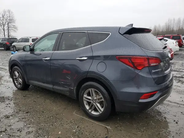 5XYZTDLB5HG439509 2017 HYUNDAI SANTA FE - Image 2