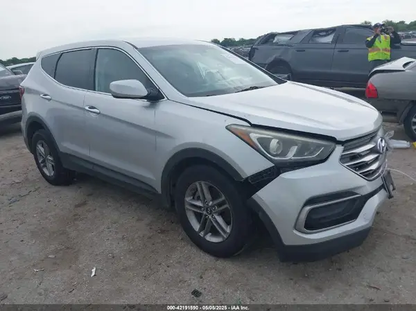5XYZTDLB5HG453474 2017 HYUNDAI SANTA FE - Image 1