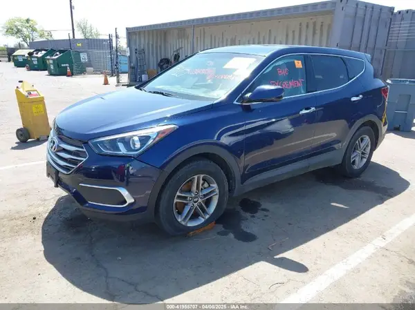 5XYZTDLB5JG562345 2018 HYUNDAI SANTA FE - Image 2