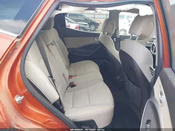 5XYZTDLB6HG453273 2017 HYUNDAI SANTA FE - Image 8