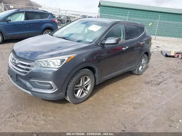 5XYZTDLB6JG513204 2018 HYUNDAI SANTA FE - Image 2