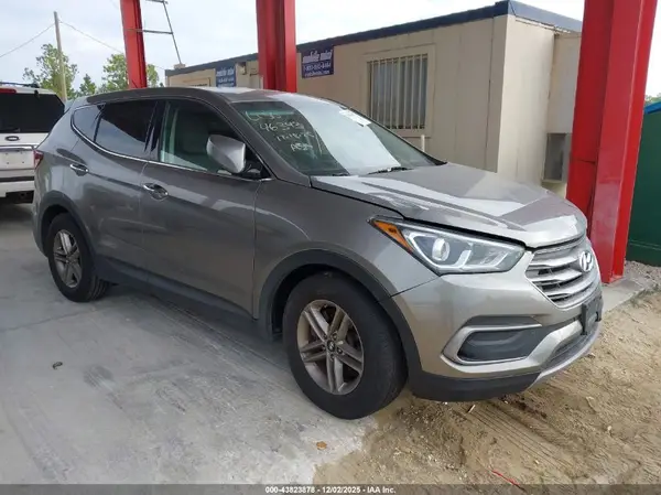 5XYZTDLB6JG531587 2018 HYUNDAI SANTA FE - Image 1
