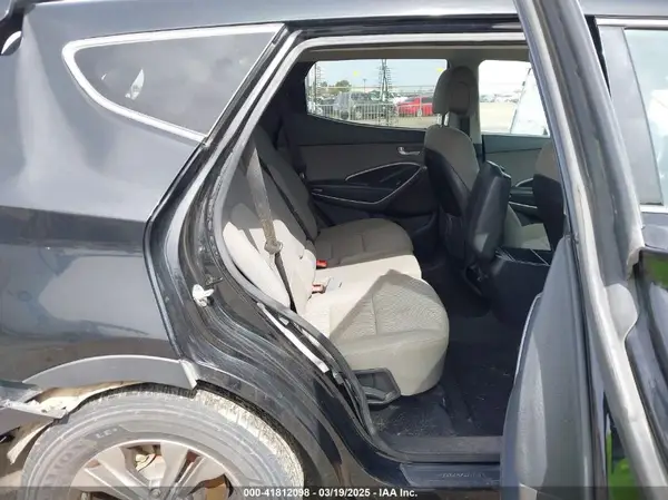 5XYZTDLB7GG327230 2016 HYUNDAI SANTA FE - Image 8