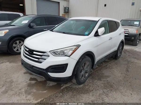 5XYZTDLB7GG328510 2016 HYUNDAI SANTA FE - Image 2