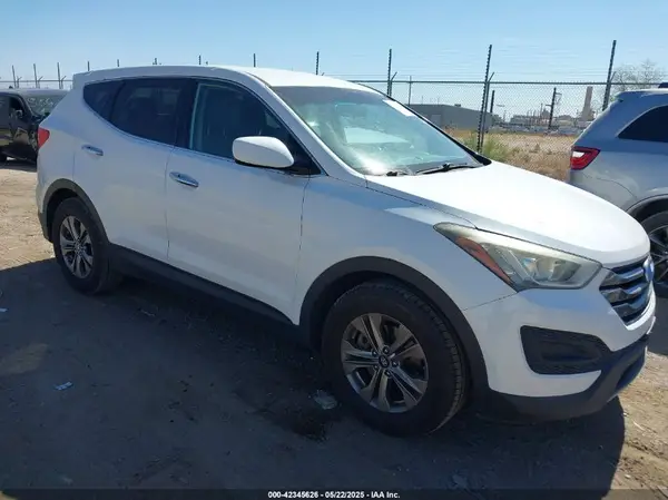 5XYZTDLB7GG328877 2016 HYUNDAI SANTA FE - Image 1