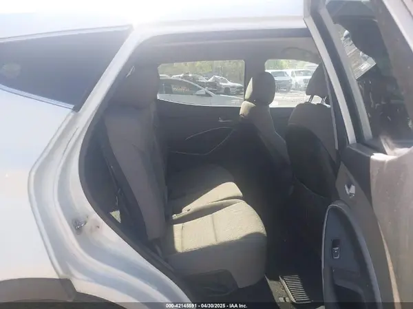 5XYZTDLB7GG329320 2016 HYUNDAI SANTA FE - Image 8