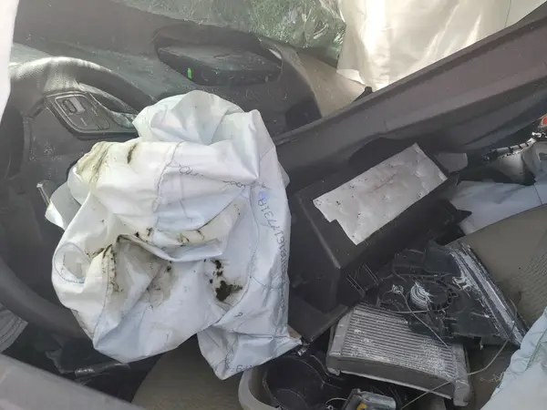 5XYZTDLB7HG420086 2017 HYUNDAI SANTA FE - Image 8