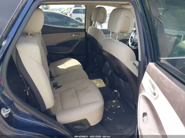 5XYZTDLB7HG429404 2017 HYUNDAI SANTA FE - Image 8
