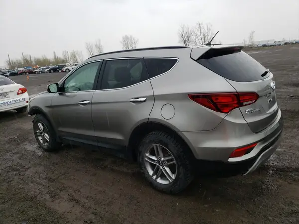 5XYZTDLB7JG510988 2018 HYUNDAI SANTA FE - Image 2