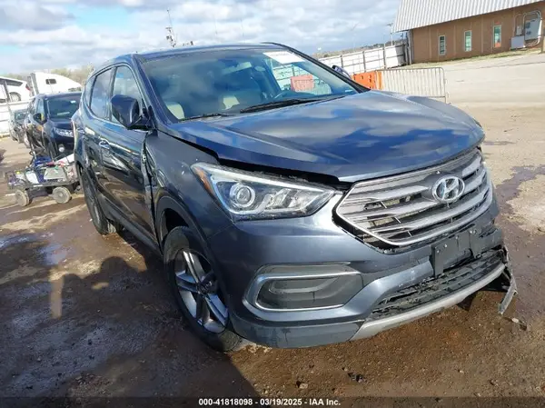 5XYZTDLB7JG526575 2018 HYUNDAI SANTA FE - Image 1