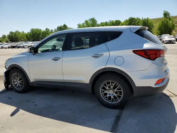 5XYZTDLB7JG548172 2018 HYUNDAI SANTA FE - Image 2