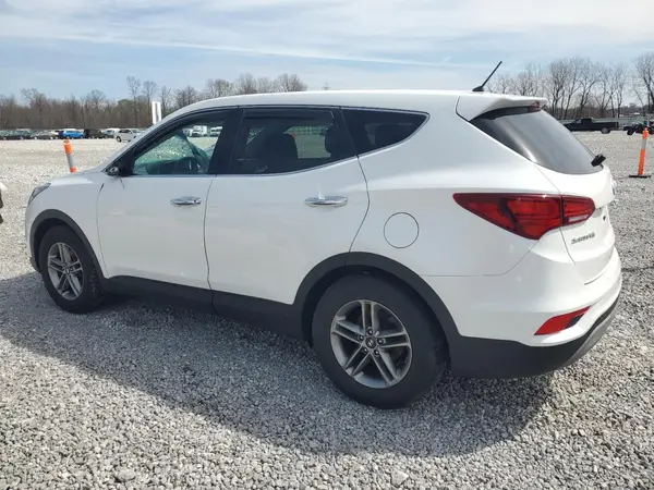 5XYZTDLB7JG564985 2018 HYUNDAI SANTA FE - Image 2