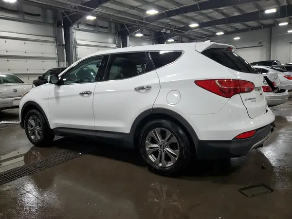 5XYZTDLB8GG323302 2016 HYUNDAI SANTA FE - Image 2