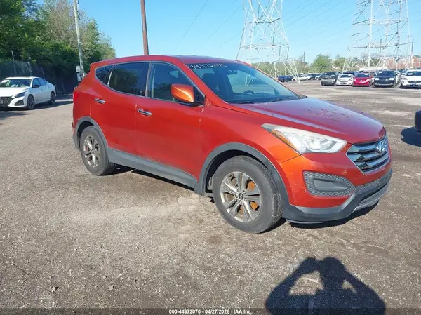 5XYZTDLB8GG351696 2016 HYUNDAI SANTA FE - Image 1