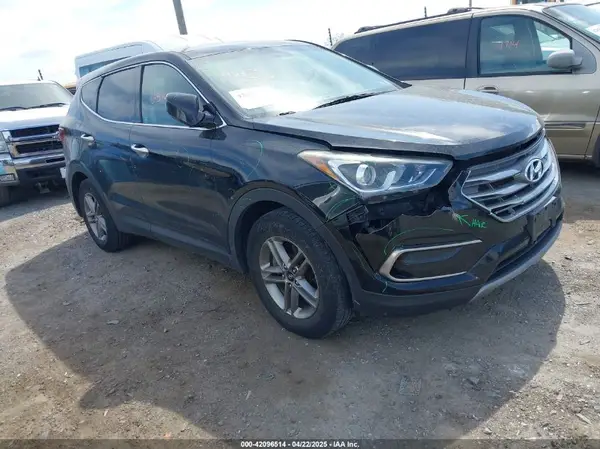 5XYZTDLB8HG390449 2017 HYUNDAI SANTA FE - Image 1