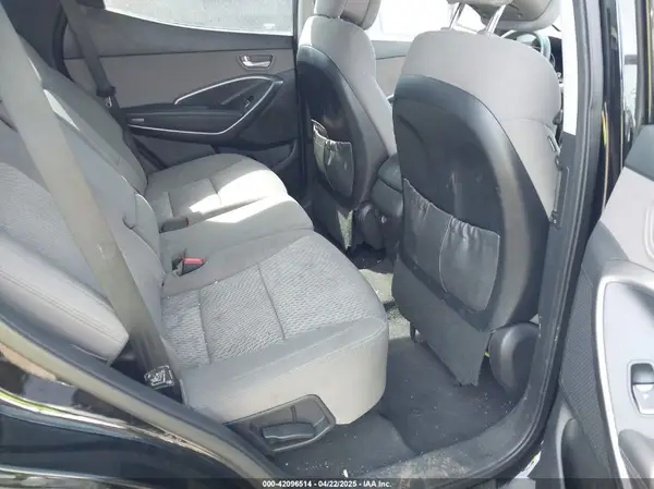 5XYZTDLB8HG390449 2017 HYUNDAI SANTA FE - Image 8