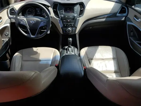 5XYZTDLB8HG438953 2017 HYUNDAI SANTA FE - Image 8