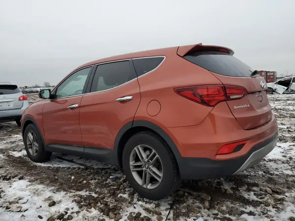 5XYZTDLB8HG440833 2017 HYUNDAI SANTA FE - Image 2