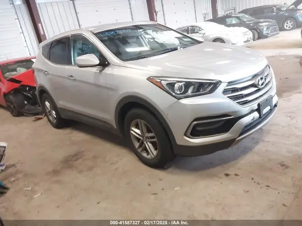 5XYZTDLB8HG491880 2017 HYUNDAI SANTA FE - Image 1