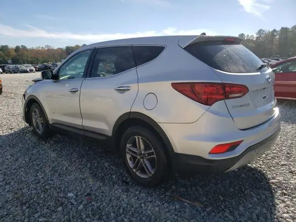5XYZTDLB8JG513592 2018 HYUNDAI SANTA FE - Image 2