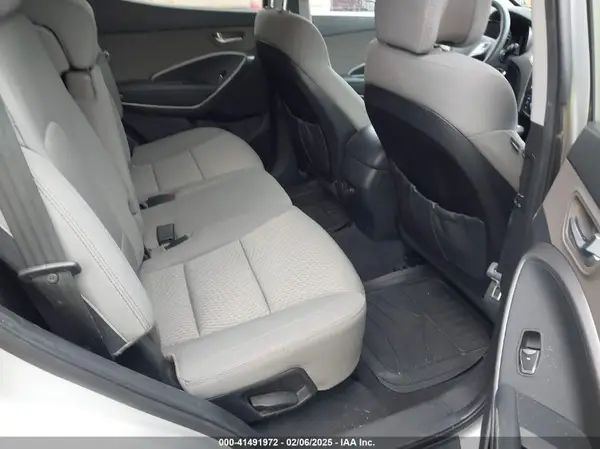 5XYZTDLB8JG559617 2018 HYUNDAI SANTA FE - Image 8