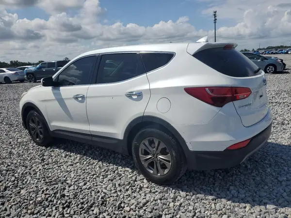 5XYZTDLB9GG369687 2016 HYUNDAI SANTA FE - Image 2