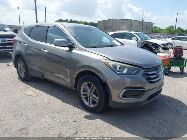 5XYZTDLB9HG419442 2017 HYUNDAI SANTA FE - Image 1