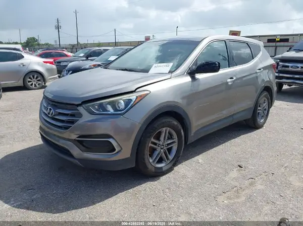 5XYZTDLB9HG419442 2017 HYUNDAI SANTA FE - Image 2
