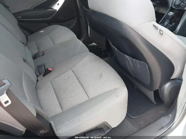 5XYZTDLB9HG419442 2017 HYUNDAI SANTA FE - Image 8