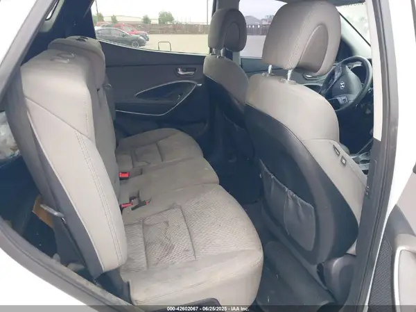 5XYZTDLB9HG429453 2017 HYUNDAI SANTA FE - Image 8