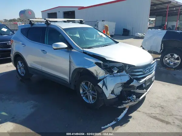 5XYZTDLB9HG496540 2017 HYUNDAI SANTA FE - Image 1