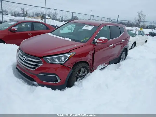 5XYZTDLB9JG528344 2018 HYUNDAI SANTA FE - Image 2