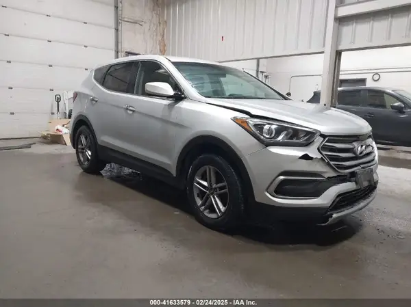 5XYZTDLB9JG552126 2018 HYUNDAI SANTA FE - Image 1