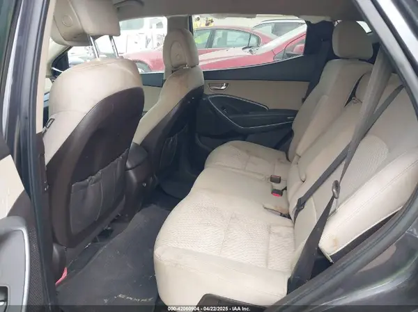 5XYZTDLB9JG569010 2018 HYUNDAI SANTA FE - Image 8
