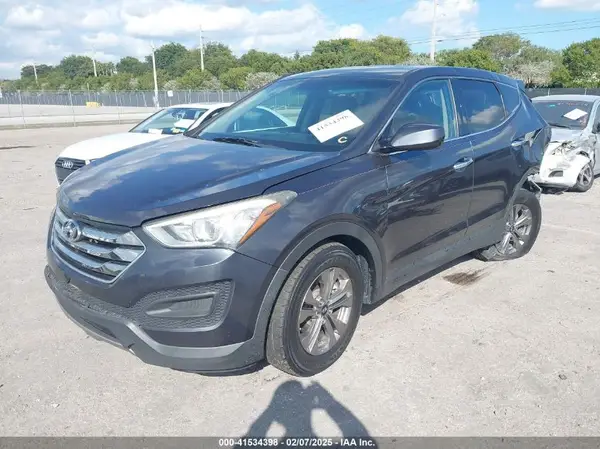 5XYZTDLBXGG347553 2016 HYUNDAI SANTA FE - Image 2