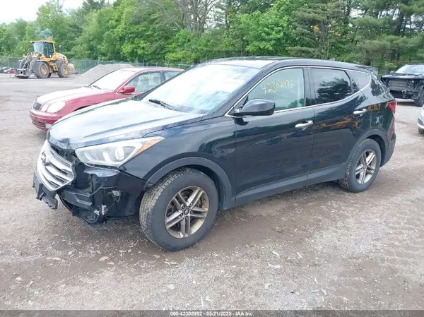 5XYZTDLBXHG431230 2017 HYUNDAI SANTA FE - Image 2