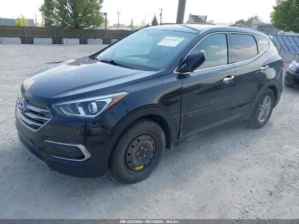 5XYZTDLBXHG440736 2017 HYUNDAI SANTA FE - Image 2
