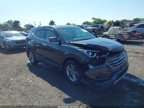 5XYZTDLBXHG474126 2017 HYUNDAI SANTA FE - Image 1
